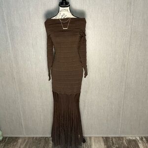 Chic Long Sleeve Brown Dress Size US Large or 8/10